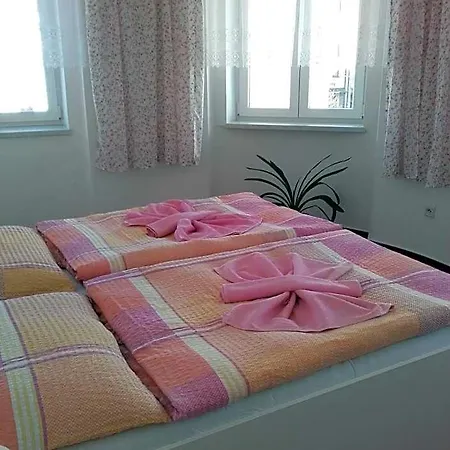Srejber 3* Červený Kostelec