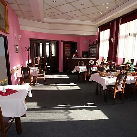 Hotel Srejber 3*